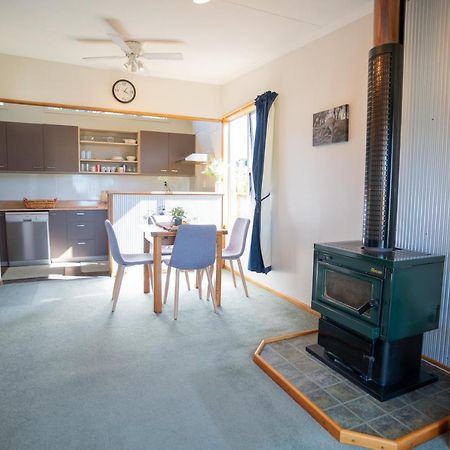 Dee'S On Bligh - Te Anau Holiday Home Экстерьер фото