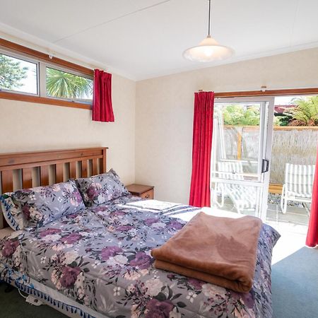 Dee'S On Bligh - Te Anau Holiday Home Экстерьер фото