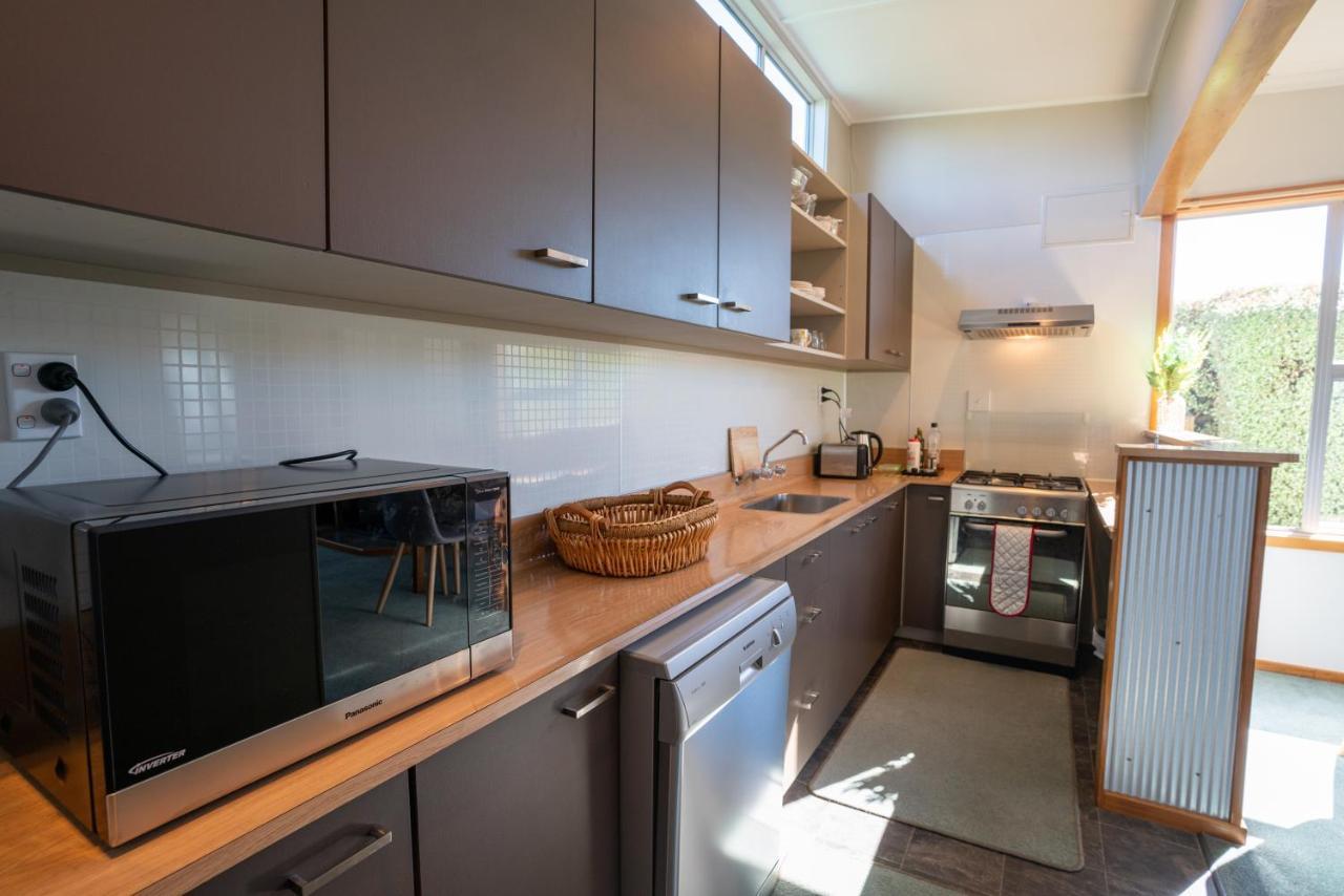 Dee'S On Bligh - Te Anau Holiday Home Экстерьер фото